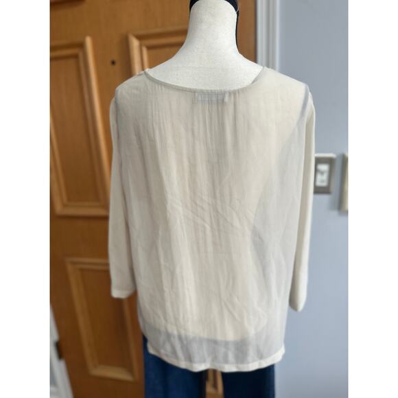 St. Emile Women’s 100% Silk Blouse Embroidered Front White Long Sleeve Size M - Picture 3 of 7